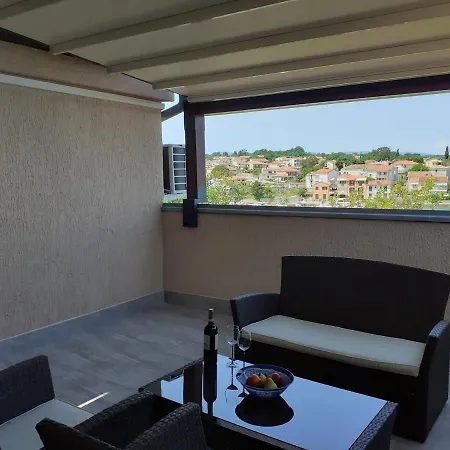 Romantic By The Apartman *