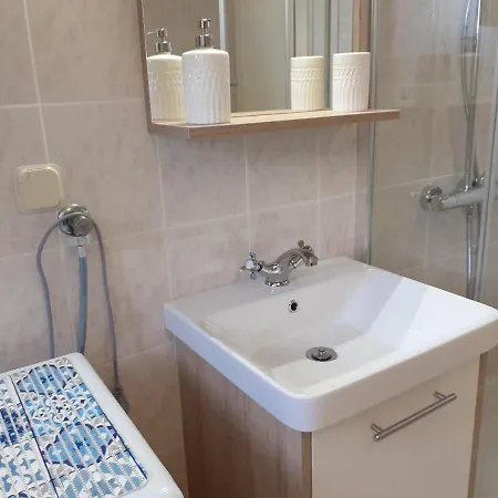 Romantic By The Apartman *